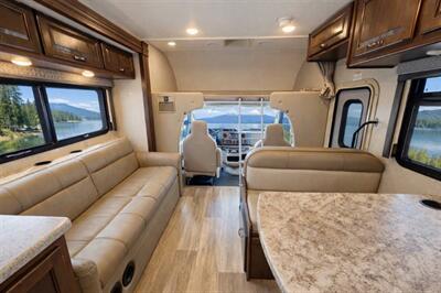 2020 Thor FOURWINDS 31Y - Photo 6 - Puyallup, WA 98373