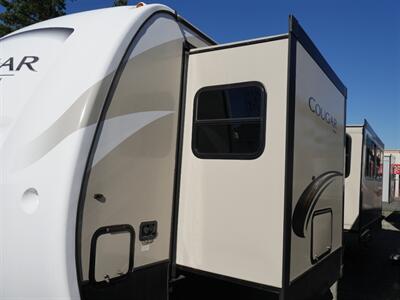 2019 Keystone Cougar 29RLDWE   - Photo 4 - Puyallup, WA 98373