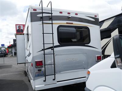 2011 Winnebago Access 26Q   - Photo 2 - Puyallup, WA 98373