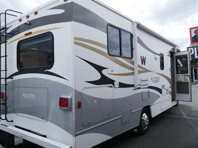 2011 Winnebago Access 26Q   - Photo 3 - Puyallup, WA 98373