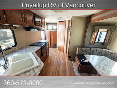 2016 KEYSTONE RV PASSPORT EX-L 2200 RBWE   - Photo 6 - Vancouver, WA 98682-4901