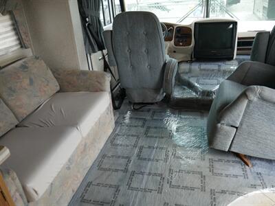 1998 Tiffin Allegro Bus 32S   - Photo 7 - Puyallup, WA 98373