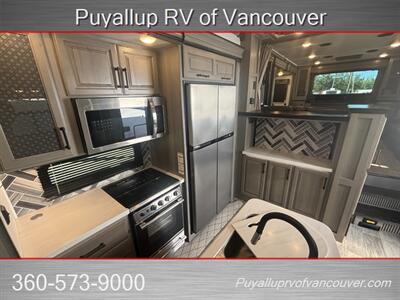 2026 Keystone Montana 3761FL   - Photo 20 - Vancouver, WA 98682-4901