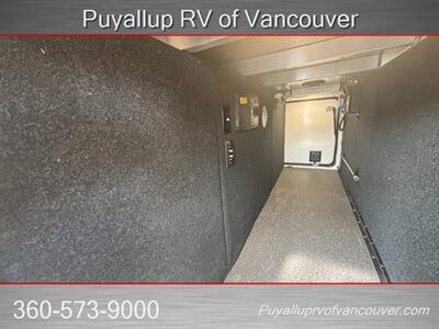 2026 Keystone Montana 3761FL   - Photo 10 - Vancouver, WA 98682-4901