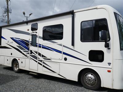 2021 Fleetwood Flair 28A - Photo 2 - Puyallup, WA 98373