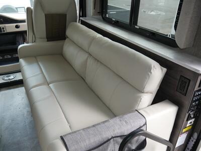 2021 Fleetwood Flair 28A - Photo 10 - Puyallup, WA 98373