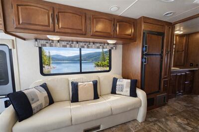 2014 Coachmen MIRADA 29DS - Photo 6 - Puyallup, WA 98373