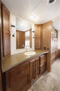 2014 Coachmen MIRADA 29DS - Photo 10 - Puyallup, WA 98373