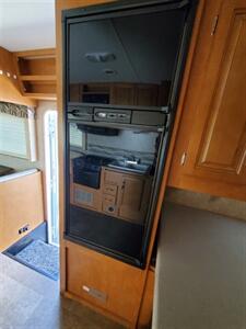 2014 Itasca Spirit 25B - Photo 9 - Puyallup, WA 98373