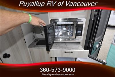 2023 WINNEBAGO HIKE H1316MB   - Photo 13 - Vancouver, WA 98682-4901