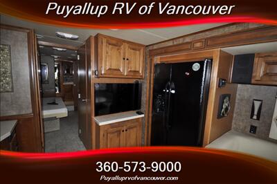 2012 TIFFIN ALLEGRO RED 38ZRA   - Photo 16 - Vancouver, WA 98682-4901