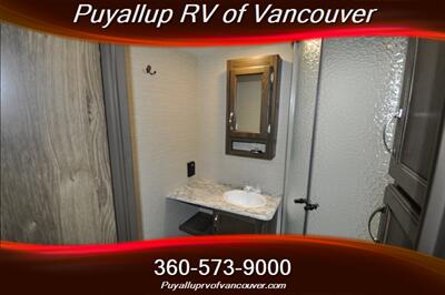 2018 KEYSTONE RV BULLET248RK SWE   - Photo 19 - Vancouver, WA 98682-4901