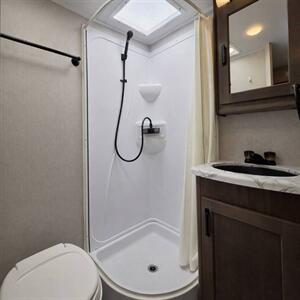 2021 Lance 1475 - Photo 6 - Puyallup, WA 98373