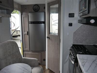 2021 Lance 1475 - Photo 9 - Puyallup, WA 98373