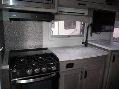 2021 Lance 1475 - Photo 4 - Puyallup, WA 98373