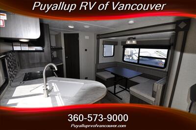 2019 KEYSTONE RV SPRINGDALE 240BHWE   - Photo 7 - Vancouver, WA 98682-4901