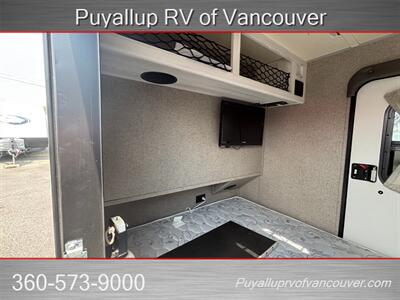 2019 FOREST RIVER FLAGSTAFF E-PRO E12RK   - Photo 12 - Vancouver, WA 98682-4901
