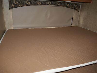 2016 Forest River Sunseeker 2700DS-CD - Photo 6 - Puyallup, WA 98373