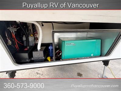 2015 DUTCHMAN VOLTAGE 3305   - Photo 5 - Vancouver, WA 98682-4901