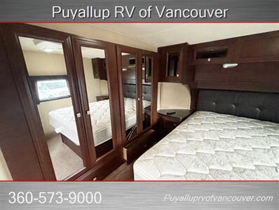 2015 DUTCHMAN VOLTAGE 3305   - Photo 18 - Vancouver, WA 98682-4901