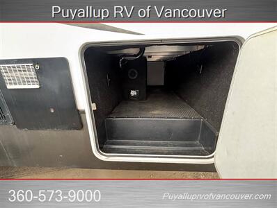2015 DUTCHMAN VOLTAGE 3305   - Photo 6 - Vancouver, WA 98682-4901