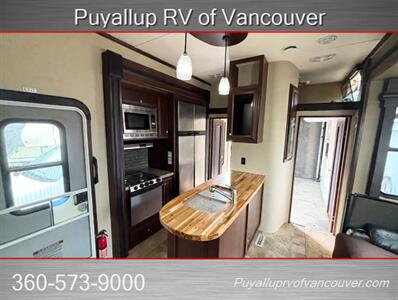 2015 DUTCHMAN VOLTAGE 3305   - Photo 9 - Vancouver, WA 98682-4901