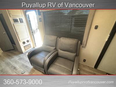 2023 CATALINA TRAILBLAZER 30THS   - Photo 9 - Vancouver, WA 98682-4901