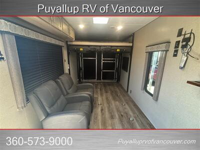 2023 CATALINA TRAILBLAZER 30THS   - Photo 7 - Vancouver, WA 98682-4901