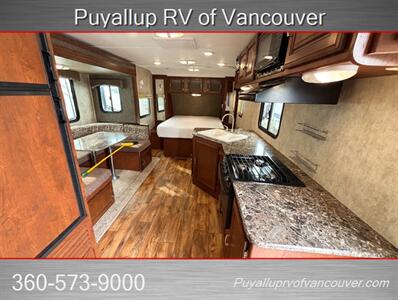 2016 KEYSTONE RV PASSPORT 2200RB GRAND TOURING   - Photo 5 - Vancouver, WA 98682-4901