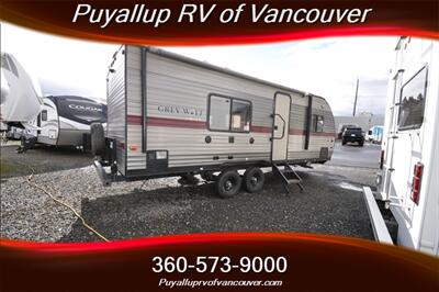 2018 FOREST RIVER CHEROKEE GREY WOLF 23QB   - Photo 4 - Vancouver, WA 98682-4901