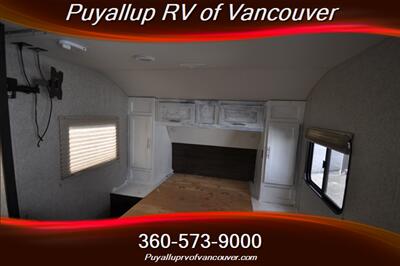 2018 FOREST RIVER CHEROKEE GREY WOLF 23QB   - Photo 8 - Vancouver, WA 98682-4901