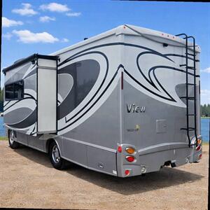 2016 Winnebago VIEW 24J   - Photo 2 - Puyallup, WA 98373