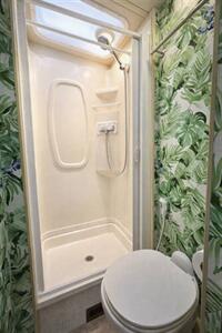 2016 Winnebago VIEW 24J   - Photo 9 - Puyallup, WA 98373