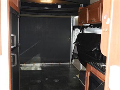 2012 Forest River Stealth FS2410   - Photo 8 - Puyallup, WA 98373