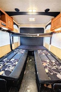 2012 Forest River Stealth FS2410 - Photo 4 - Puyallup, WA 98373