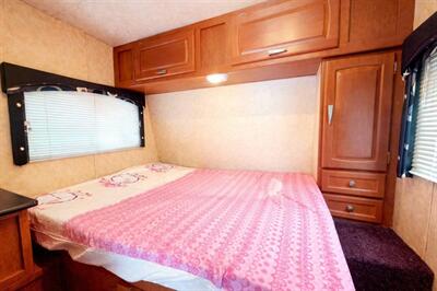 2012 Forest River Stealth FS2410 - Photo 10 - Puyallup, WA 98373