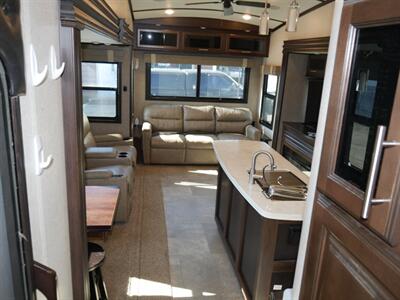 2018 Jayco North Point 377RLBH   - Photo 22 - Puyallup, WA 98373