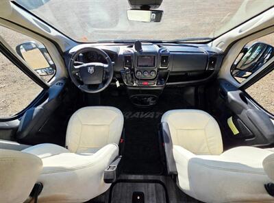 2022 Winnebago TRAVATO 59K   - Photo 11 - Puyallup, WA 98373