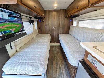 2022 Winnebago TRAVATO 59K   - Photo 9 - Puyallup, WA 98373