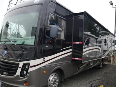 2018 Holiday Rambler Vacationer XE36F