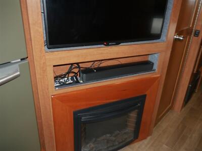 2018 Holiday Rambler Vacationer XE36F   - Photo 9 - Puyallup, WA 98373