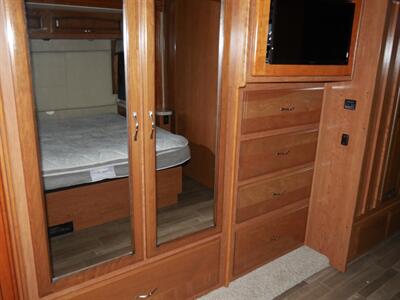 2018 Holiday Rambler Vacationer XE36F   - Photo 14 - Puyallup, WA 98373