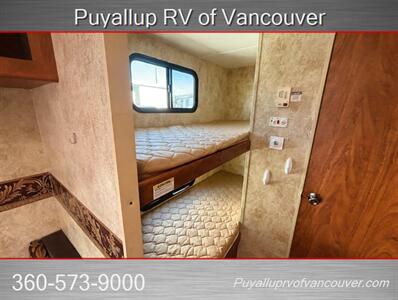 2013 KEYSTONE RV PASSPORT 238ML SUPER LITE   - Photo 9 - Vancouver, WA 98682-4901