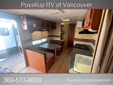 2013 KEYSTONE RV PASSPORT 238ML SUPER LITE   - Photo 5 - Vancouver, WA 98682-4901