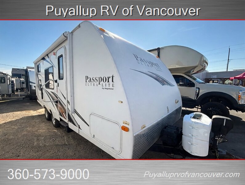 2013 KEYSTONE RV PASSPORT 238ML SUPER LITE   - Photo 1 - Vancouver, WA 98682-4901