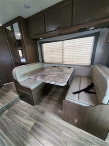 2021 Thor Fourwinds 22FE   - Photo 6 - Puyallup, WA 98373