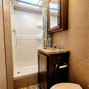2021 Thor Fourwinds 22E   - Photo 8 - Puyallup, WA 98373