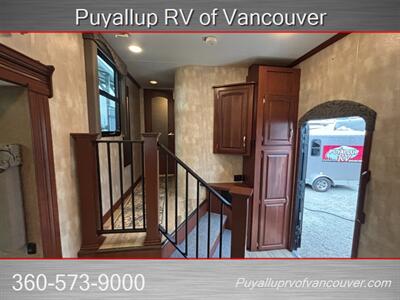 2016 WINNEBAGO LATITUDE 34RG   - Photo 14 - Vancouver, WA 98682-4901