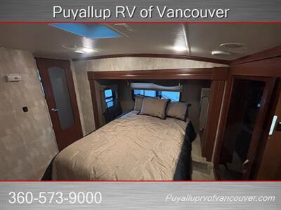 2016 WINNEBAGO LATITUDE 34RG   - Photo 19 - Vancouver, WA 98682-4901