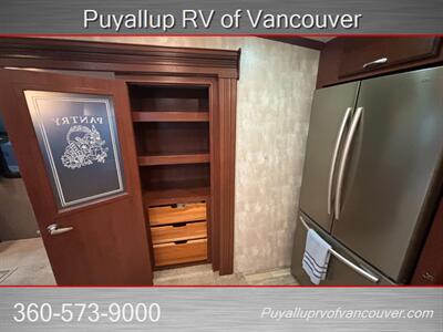 2016 WINNEBAGO LATITUDE 34RG   - Photo 11 - Vancouver, WA 98682-4901